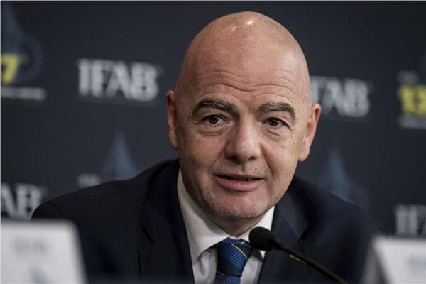 الاتحاد السويسري يوقف دعم إنفانتينو