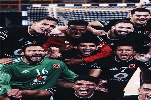 توقيت و قناة مباراة الأهلي والزمالك في سوبر جلوب