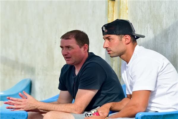 حازم إمام يلتقي بفريق تطوير المواهب في الزمالك