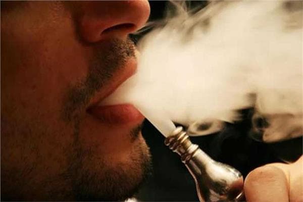 عميد معهد الأورام: رأس الشيشة يعادل 50 سيجارة