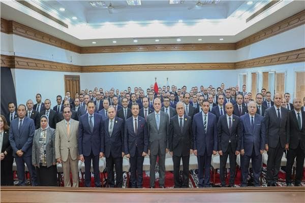 النائب العام يلتقي بمسؤولي التفتيش القضائي