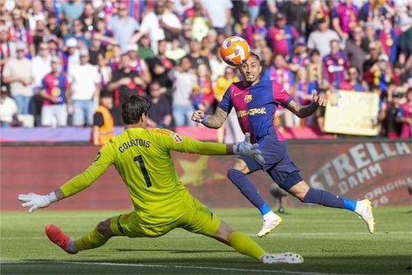 رافينيا يقترب من فحص طبي في برشلونة