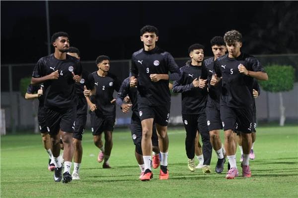 منتخب الشباب يتدرب قبل مواجهة المغرب