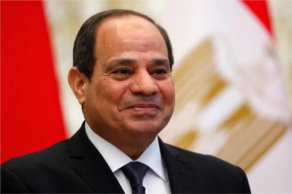 السيسي يسلط الضوء على العلمين كمثال على تحويل آثار النزاعات لفرص تنموية
