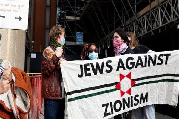 الخضر البريطانيون يعتبرون الصهيونية عنصرية ويدعمون فلسطين
