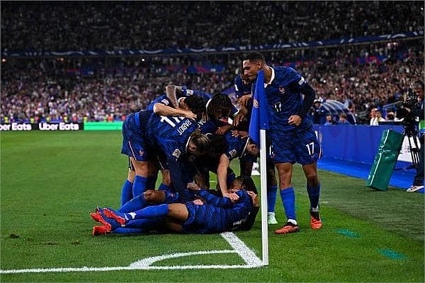 فرنسا تفوز على بلجيكا بسرعة