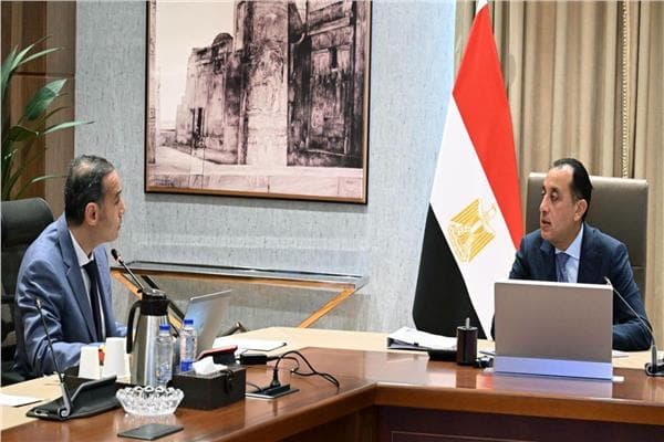 الوزراء: دعم القطاع المالي غير المصرفي وحماية العاملين