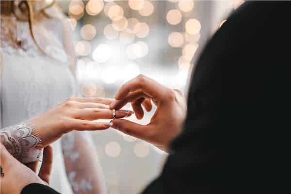 هل يمكن إعادة تشكيل شريك الحياة