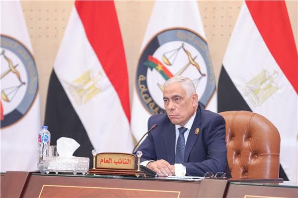 النائب العام يرحب بمساعدي النيابة الجدد