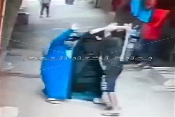 مباحث طوخ تضبط رجل يهدد أسرته