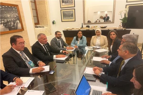 وزير السياحة يلتقي بنظيره المالطي لبحث التعاون