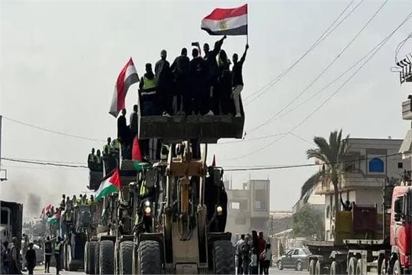 الجيش المصري بغزة يتأهب لطقس الشتاء