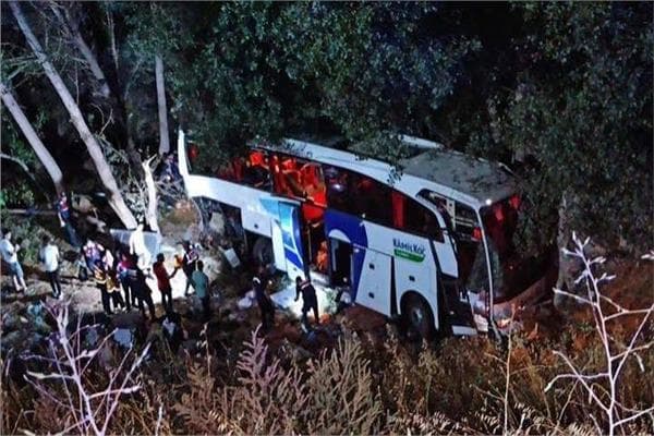 حادث يوقع 11 قتيلًا و27 جريحًا في غرب تركيا
