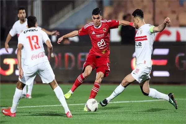 بدء مباراة الزمالك والأهلي في القمة 133