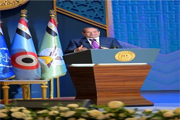 السيسي: مواجهة التحديات مسؤولية وطنية