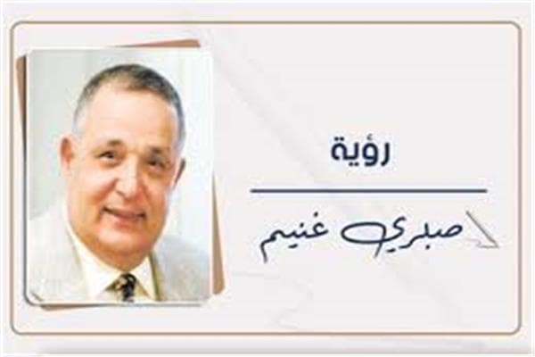 تصفيق لبدير قائد رحلة التريليون