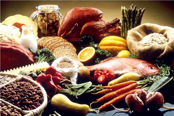 شعبة المواد الغذائية تؤكد أن تثبيت أسعار الوقود يخفض أسعار الغذاء