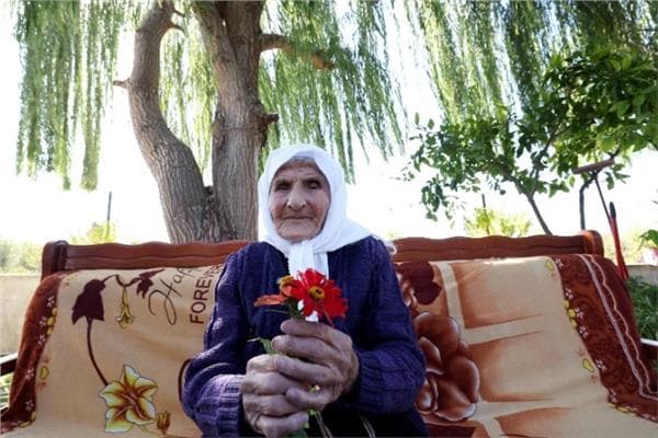 امرأة ألبانية تبلغ 117 عاما تتنافس على لقب أكبر معمرة