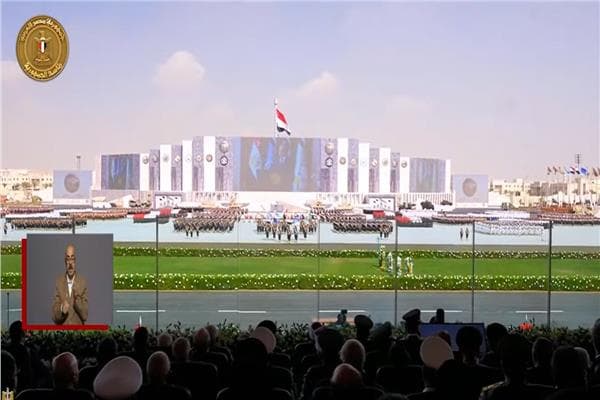 السيسي: الأكاديمية ستعد قيادات لمصر