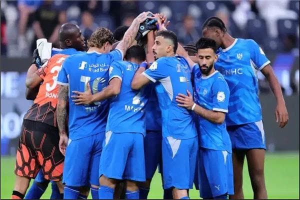 الهلال يسعى لاستعادة صدارة دوري السعودي