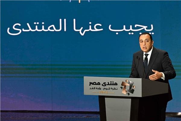 رئيس الوزراء يعلق على دمج التاريخ والعربية في المدارس الدولية