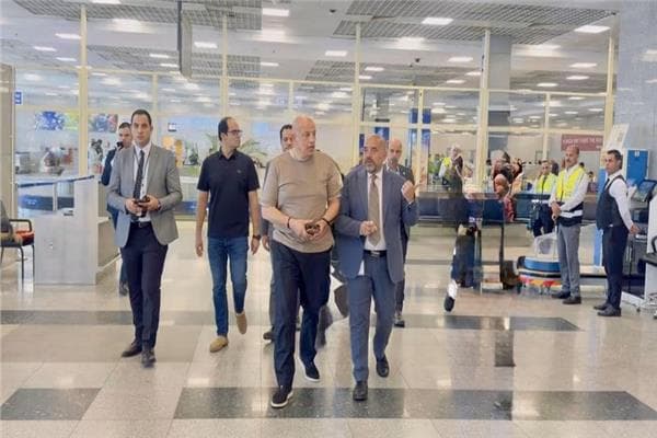 النشار يزور توسعات مطار الغردقة