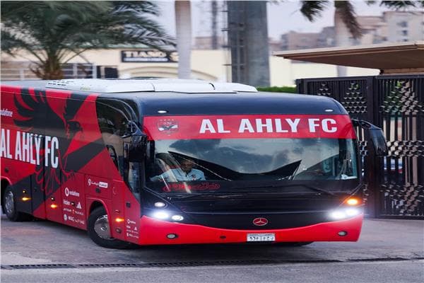 الأهلي يتوجه لاستاد القاهرة لمواجهة القناة