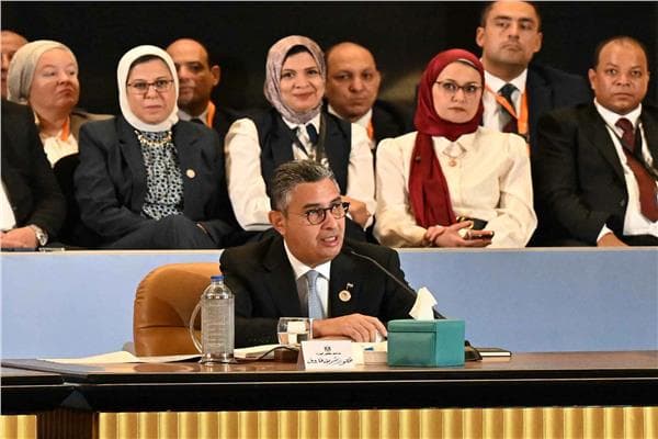وزير التموين يناقش تطوير نظام الدعم
