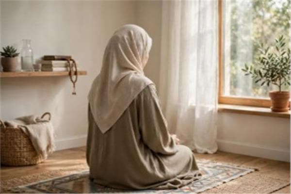 حكم صلاة الجمعة للمرأة وتقسيم الأجر
