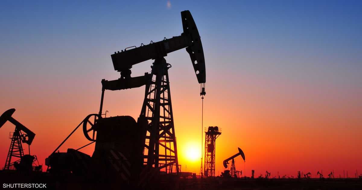 Oil drops as Trump halts Russia sanctions