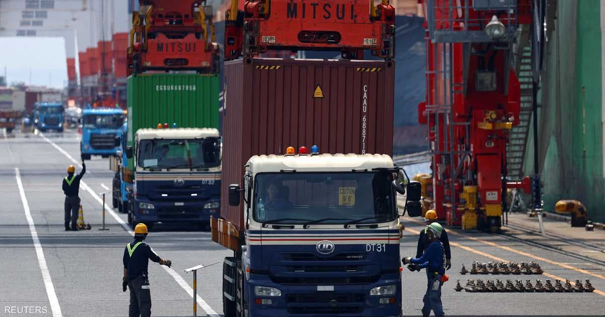 Japan economy surge raises rate hike outlook