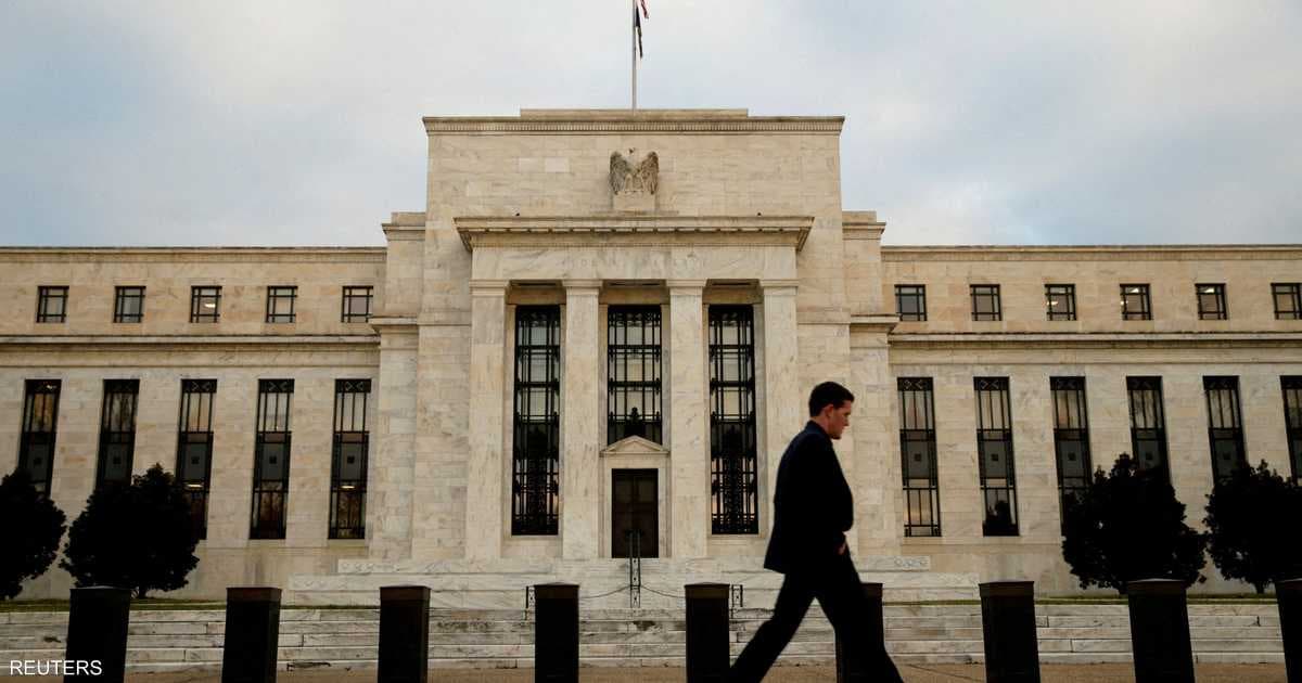 Fed reviews higher bank oversight thresholds