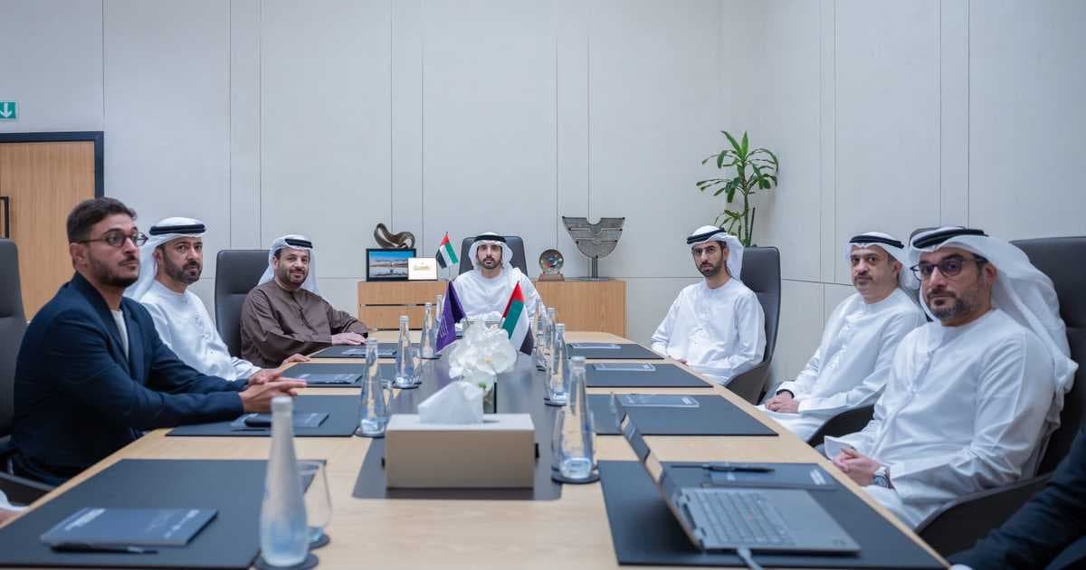 Hamadán bin Mohammed at ATRC meeting