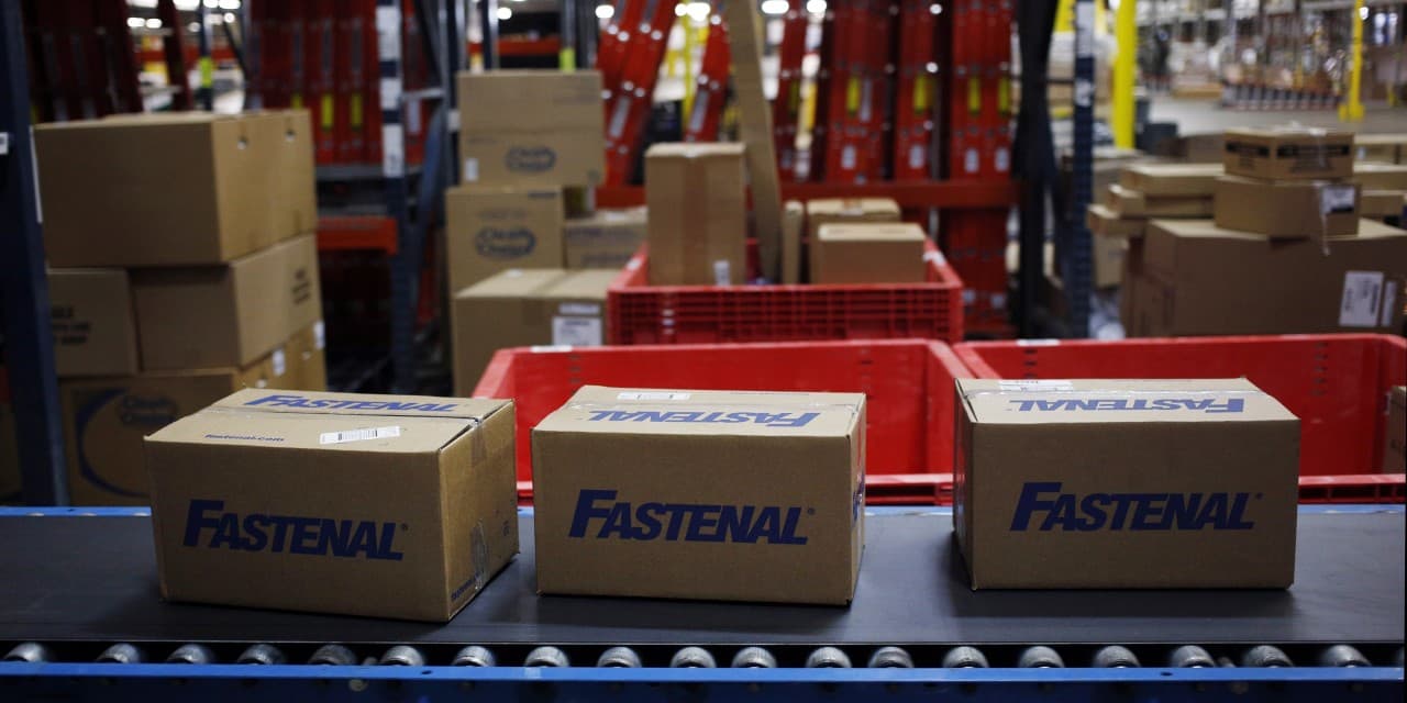 Fastenal CFO Develops Planning Team with AI