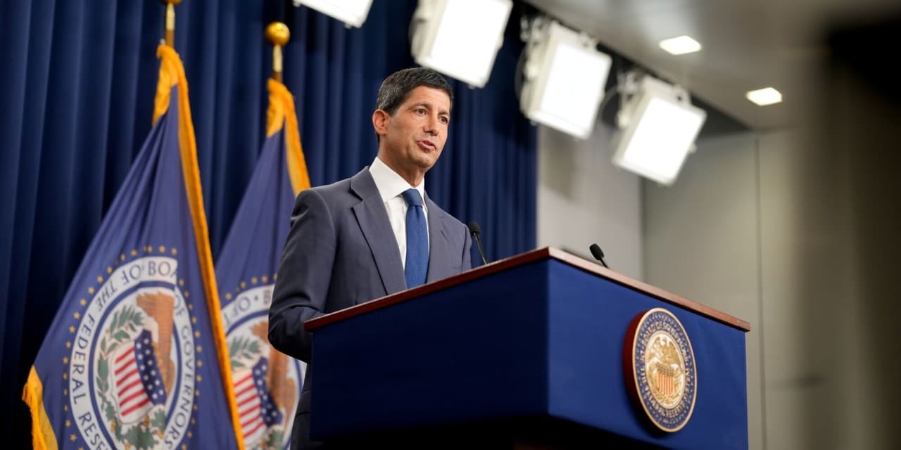 Kevin Warsh Urged Market to Respond