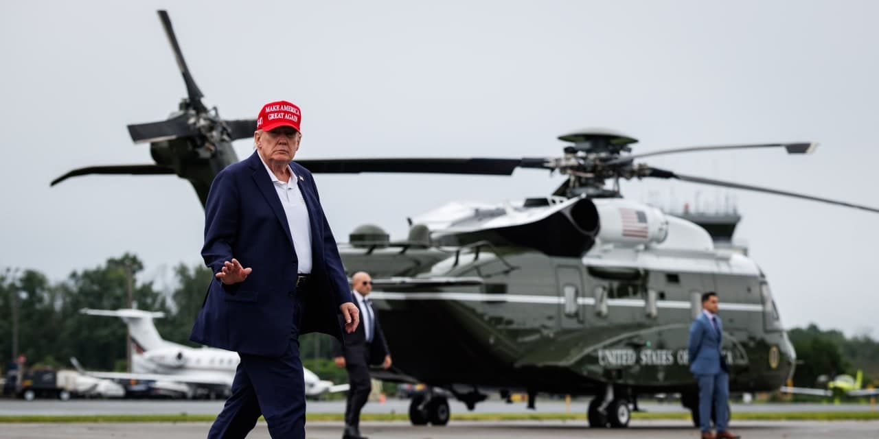 Trump Warns Oman Against Interference