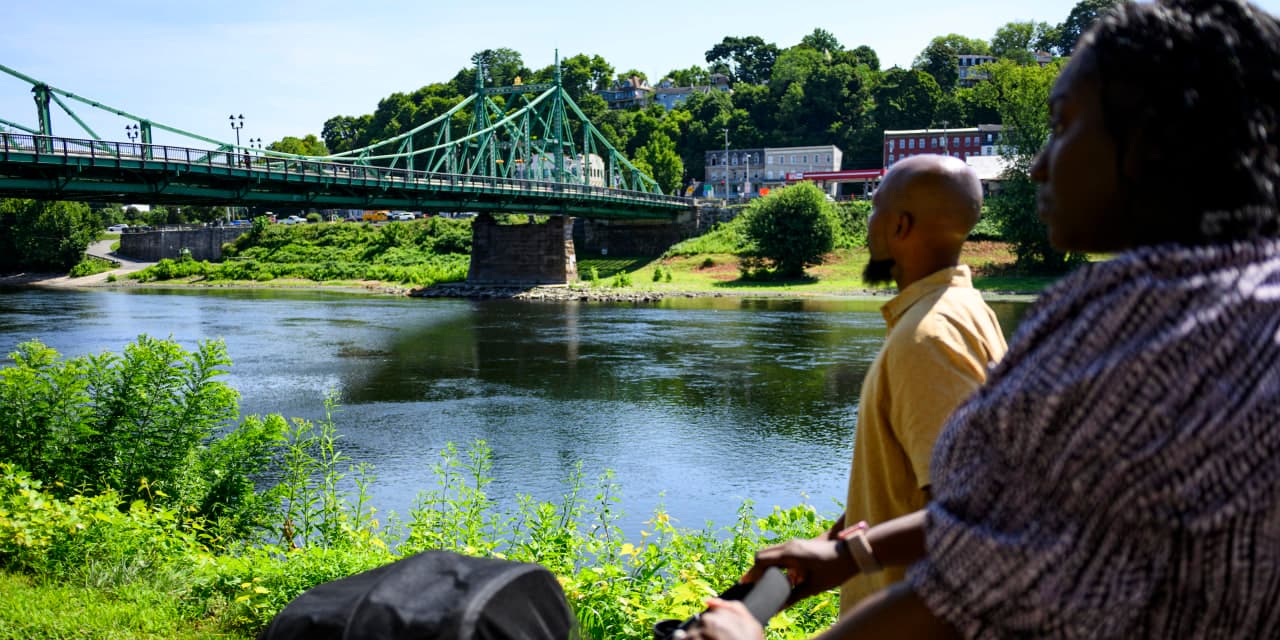 US cities see decline in youth
