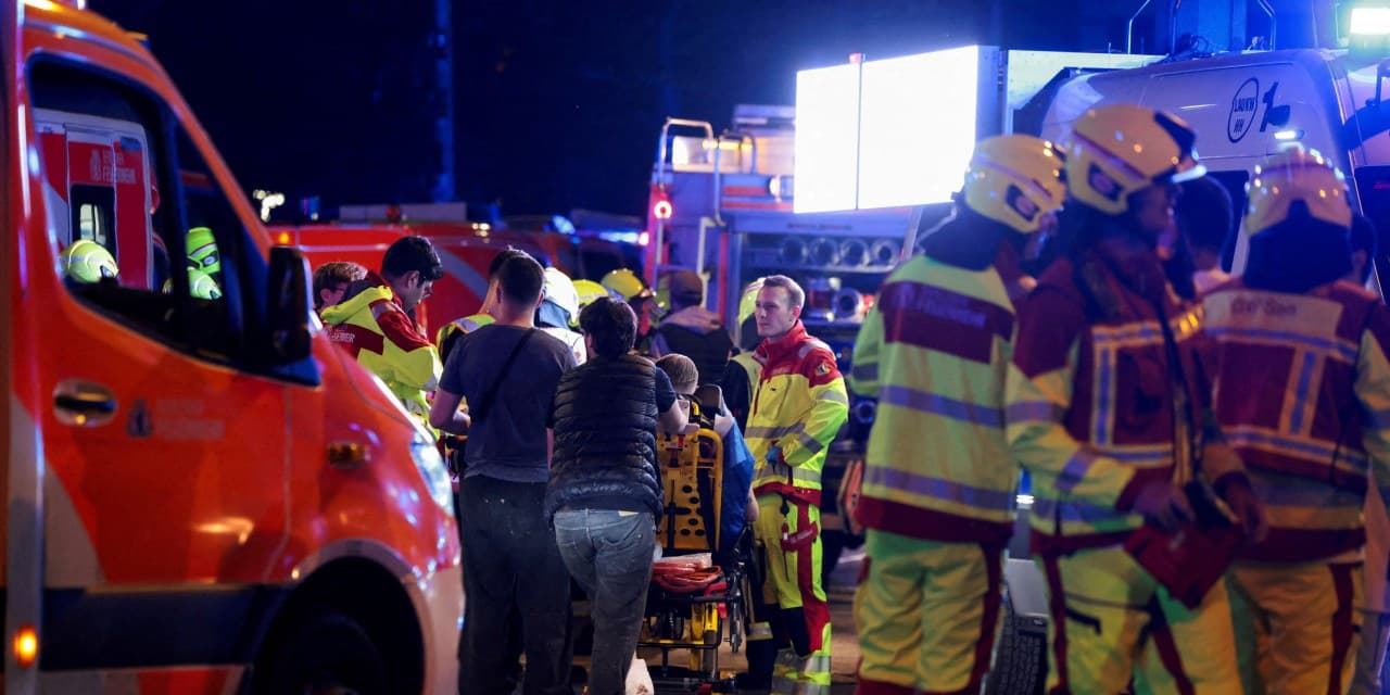 حادث فان يدهس محتفلين في برلين