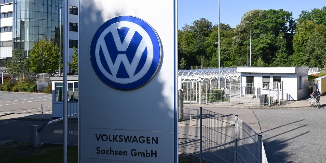 Volkswagen to increase layoffs and restructure