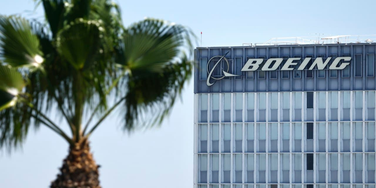 FAA Requires Checks on 400+ Boeing 737 Max