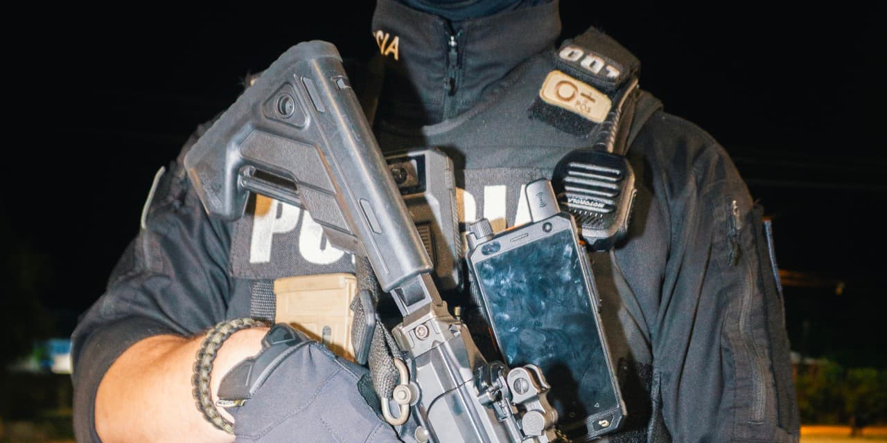 Costa Rica faces political turmoil from drug violence