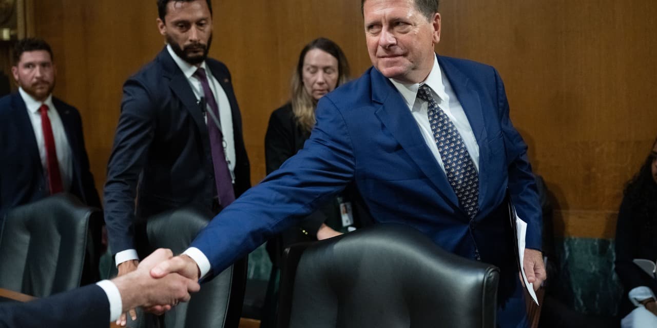 Senate Approves Jay Clayton as Intelligence Head