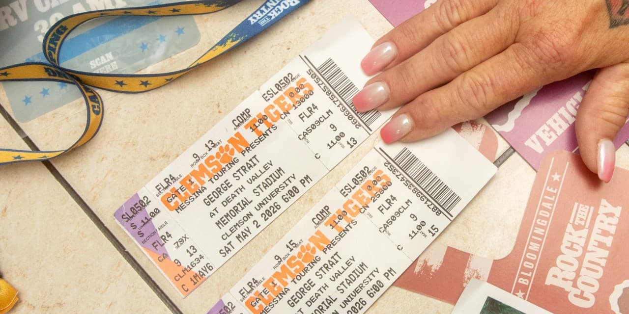 StubHub Customers Fight for Refunds