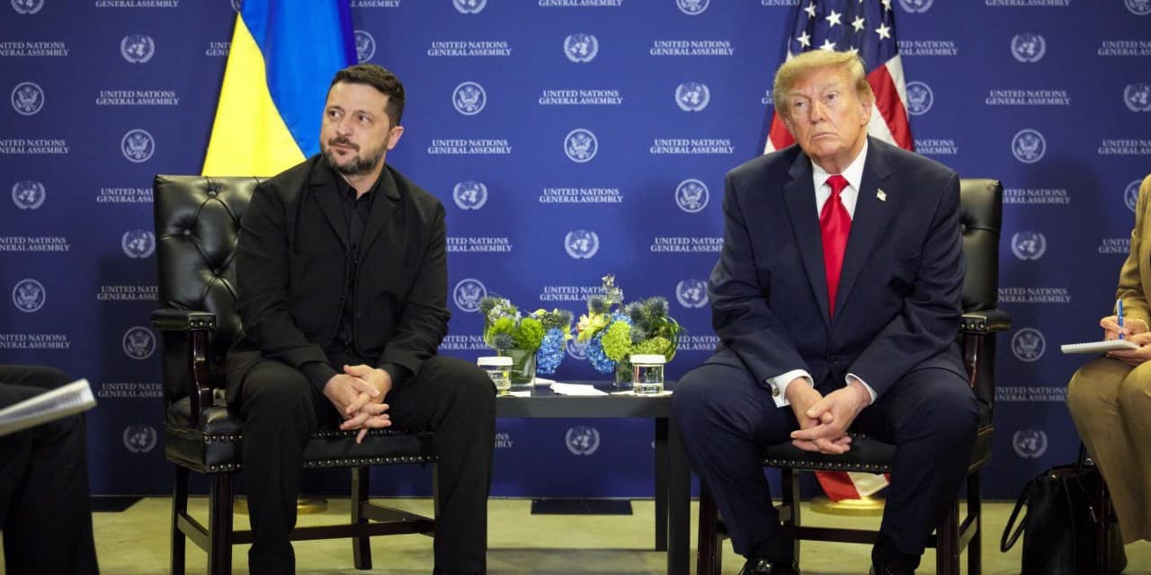 Trump urges Ukraine to cease attacks on Russian refineries and replace Zelensky