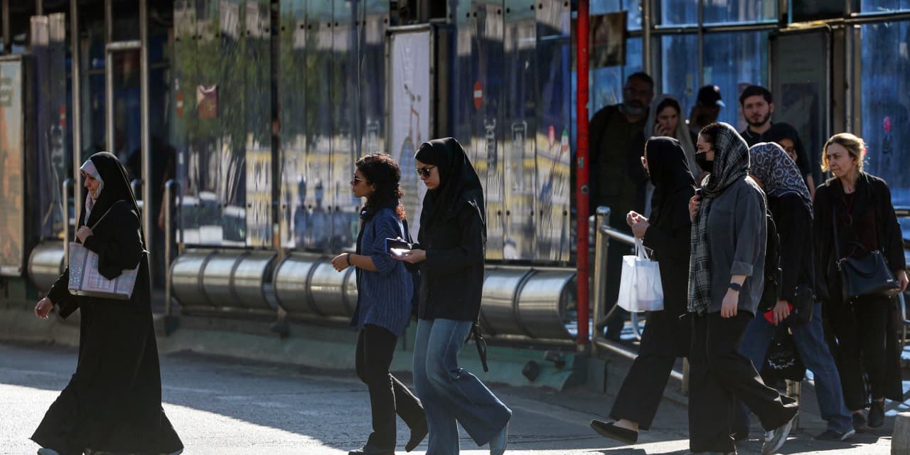 حملة ضغط أمريكية تشتت إيران عن المجتمع الدولي