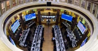 ارتفاع في سيولة أكبر 10 شركات