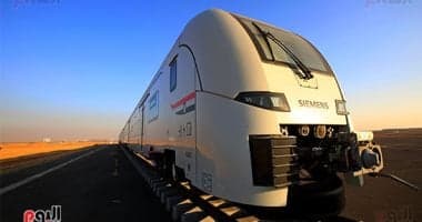 وزارة النقل تصنع 40 قطارا للسكك الحديدية