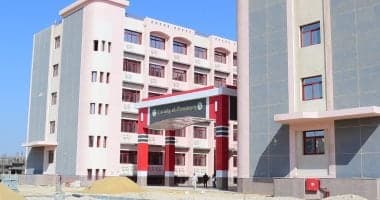 شروط قبول شعبة الإنجليزية في تجارة سوهاج 2026