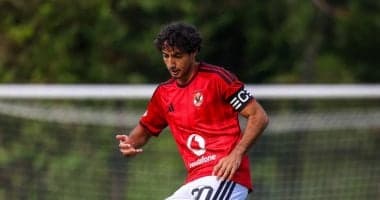 تأجيل تجديد عقد محمد هاني مع الأهلي