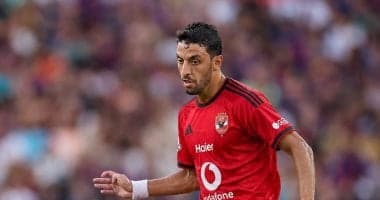 إمام عاشور يهدد باستبعاد طاهر من التشكيلة